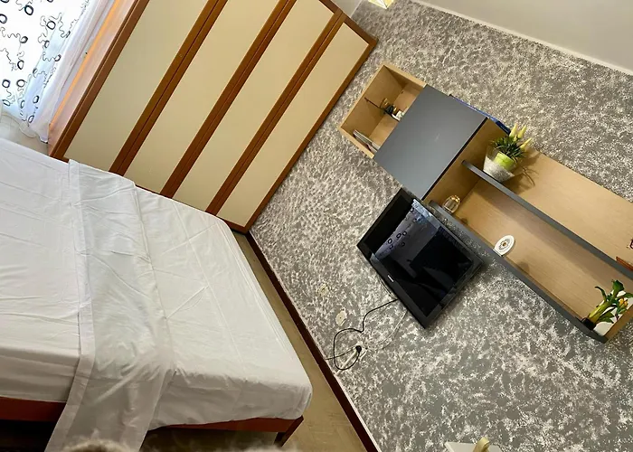 Hornel Проживание в семье *