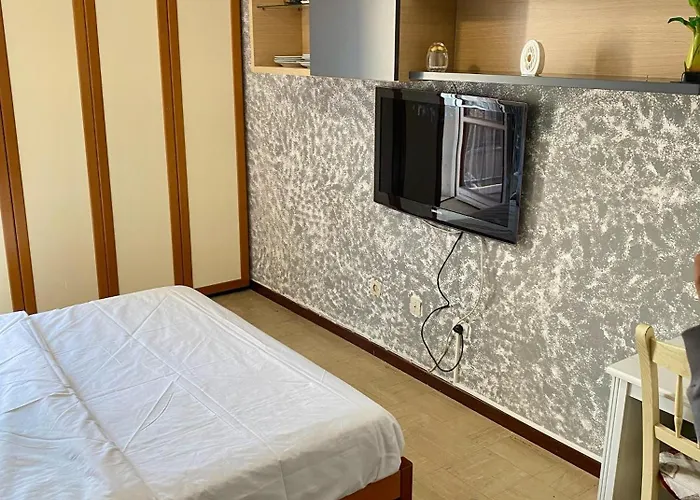 Hornel Проживание в семье